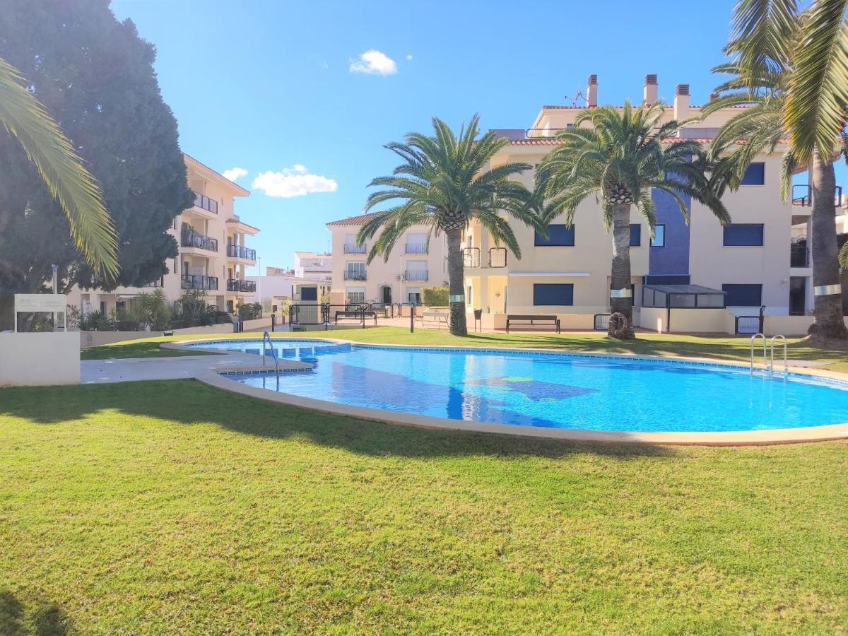 Bajo Con Terraza, Parking Y Piscina En El Centro Porta Mediterranea Albert Villas Alcossebre Extérieur photo